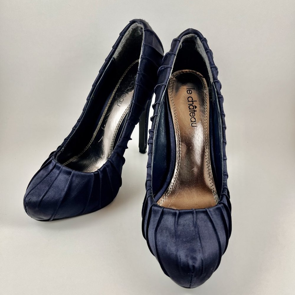 Le Chateau Women's Dark Blue Size 6.5 High Heel shoes